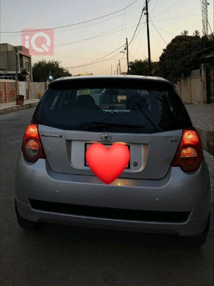 دایۆ جێنترا X